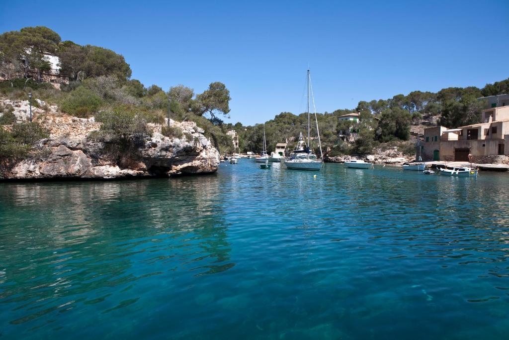 Apartamentos Llevant Cala Figuera  Pokoj fotografie